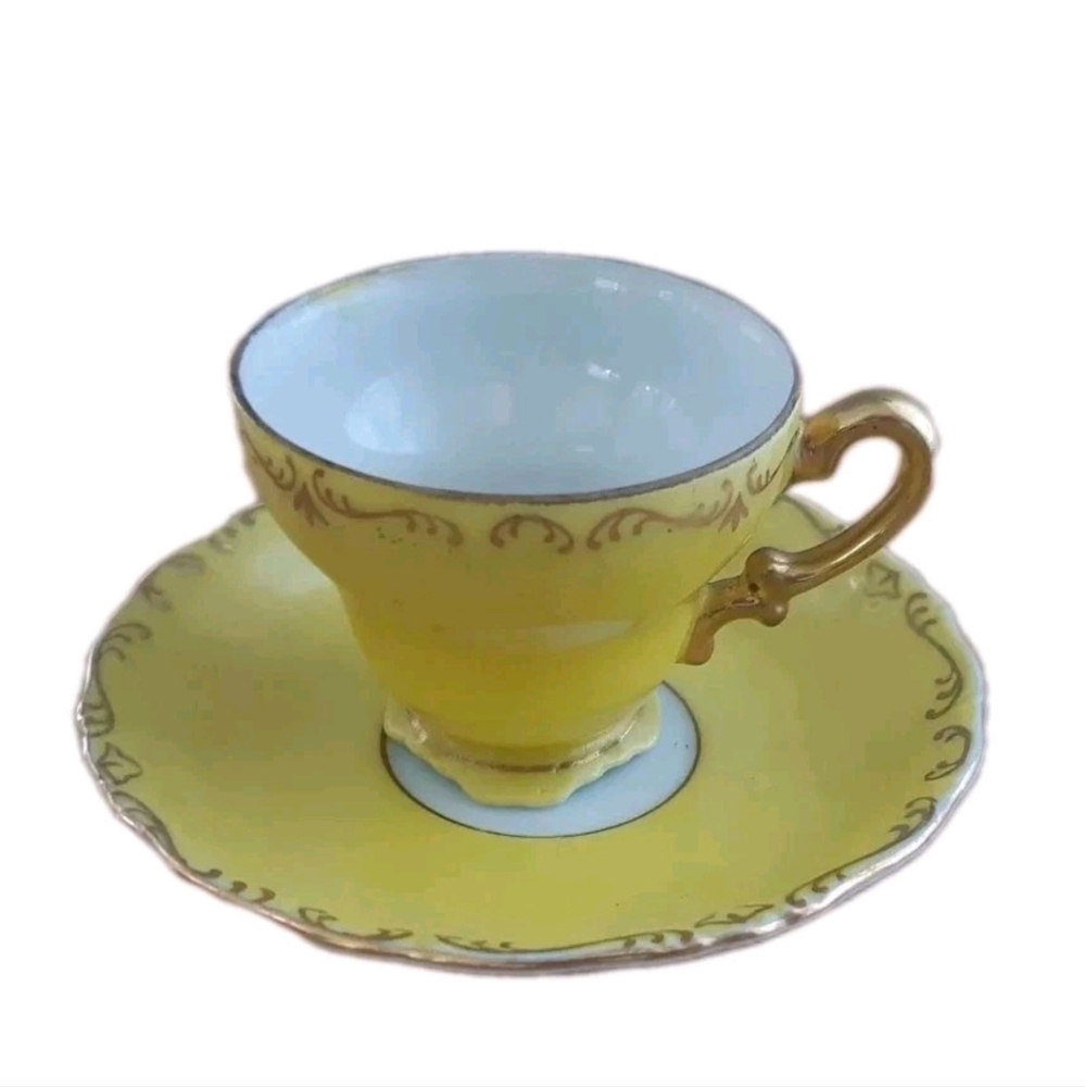 RICHARD JAPAN buttercup yellow tiny cup saucer square footed tea cup antique